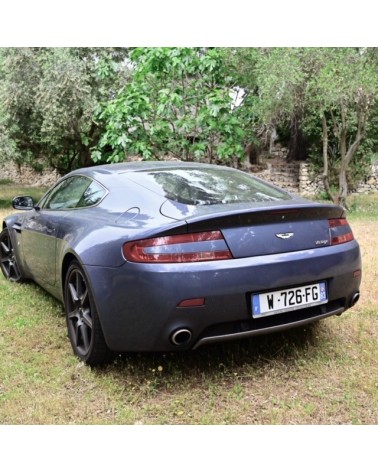 ASTON MARTIN VANTAGE